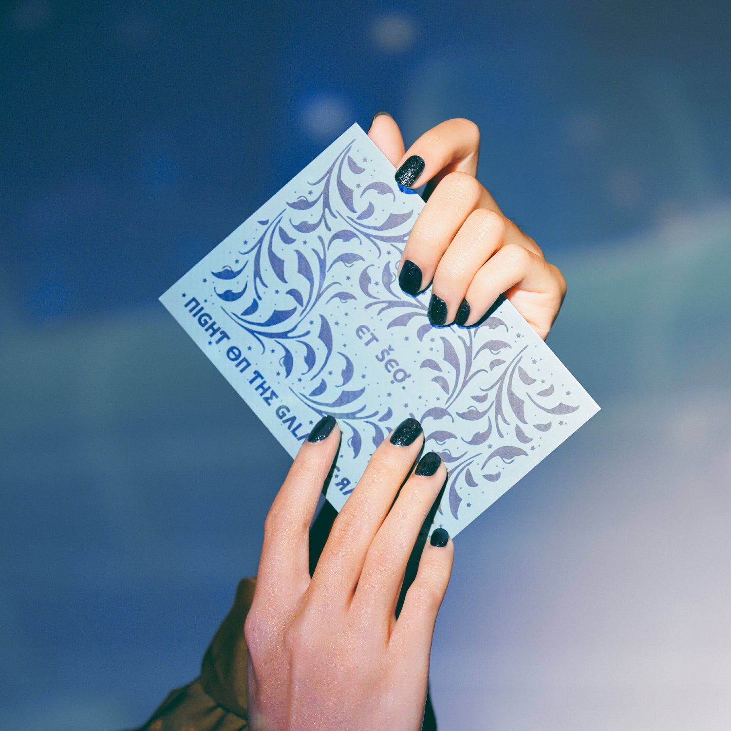 KM1943 銀河鉄道の夜 - et seq.(エセク)羽根ペンネイルポリッシュ - ホロ入りマニキュア