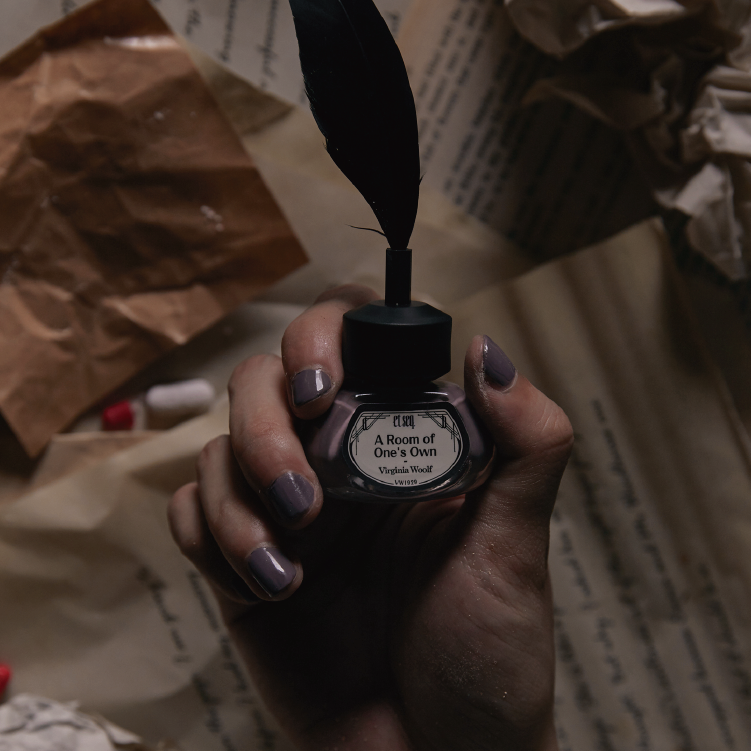 VW1929 自分だけの部屋 - et seq.(エセク)羽根ペンネイルポリッシュ