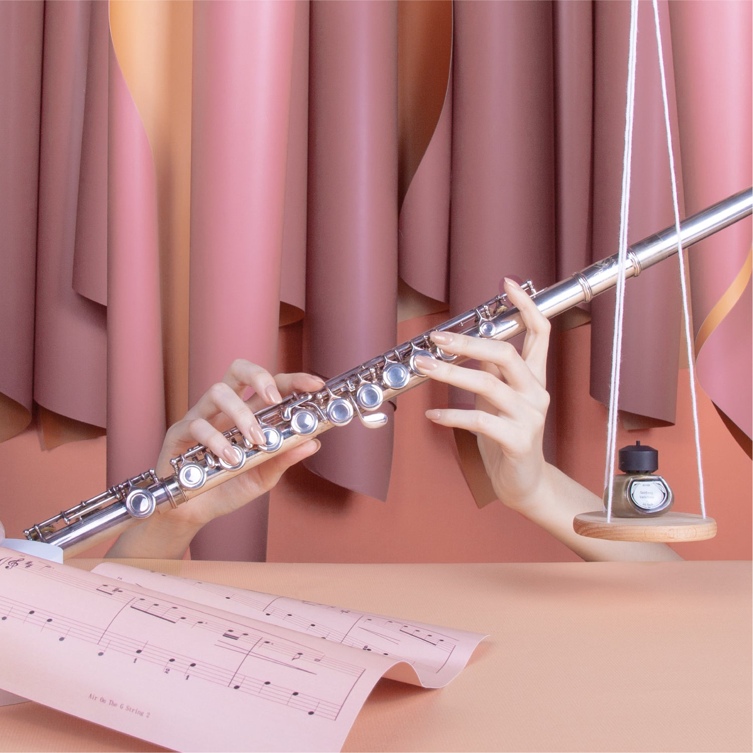 JS1007R チェロ組曲第1番 ト長調【発売記念10%オフCP中】 - et seq.(エセク)羽根ペンネイルポリッシュ - ラメ入りマニキュア