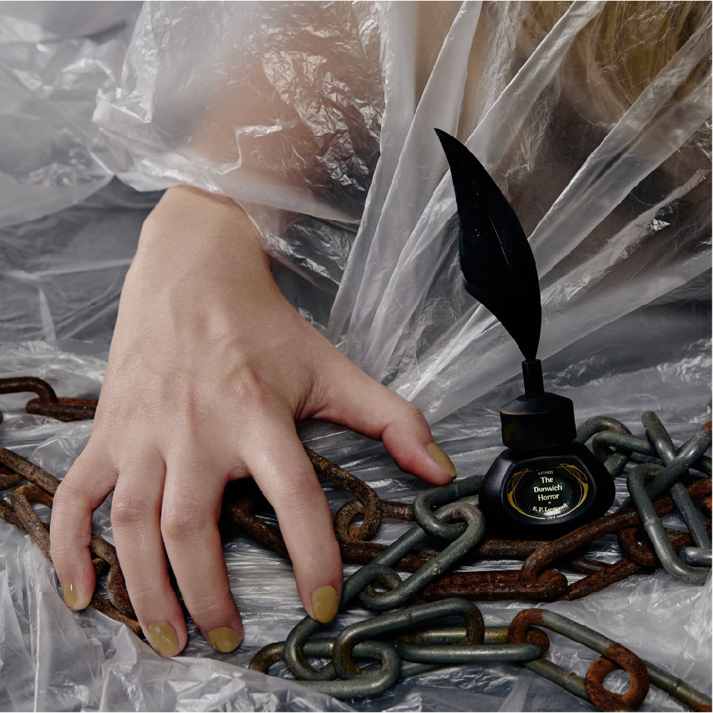 LC1929 ダンウィッチの怪 - et seq.(エセク)羽根ペンネイルポリッシュ